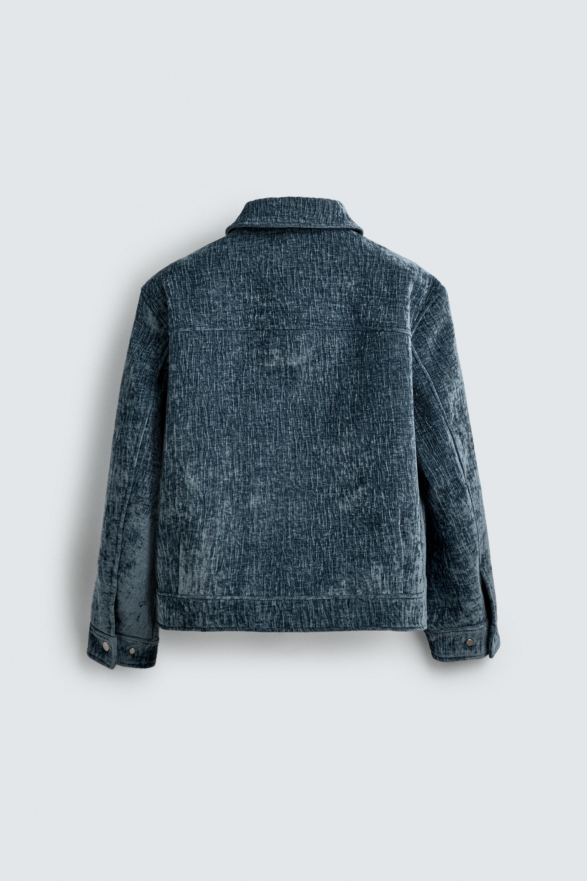 FLOCKED EMBOSSED JACKET